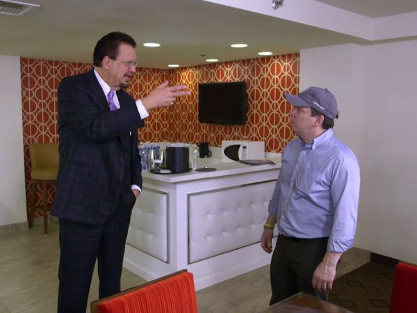 Wahlburgers - Magic Mark