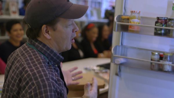 Wahlburgers - Go Midwest Young Men