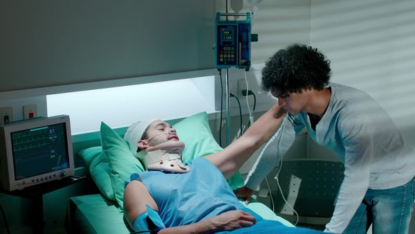 Ellas Aman, Ellos Mienten - Otra sorpresa más