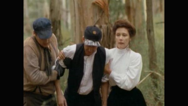 Snowy River: The McGregor Saga - Servant of the People