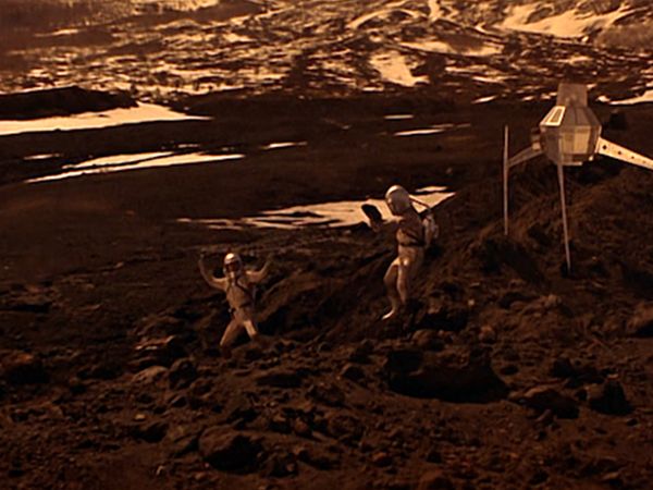 Ultraman - Ultraman: S1 E38 - Spaceship Rescue Command