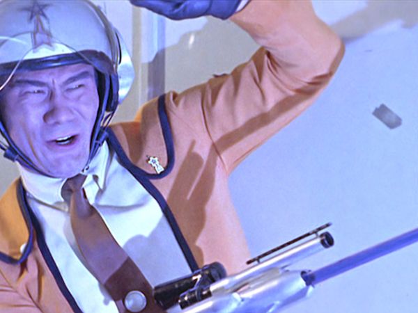 Ultraman - Ultraman: S1 E22 - Overthrow The Surface