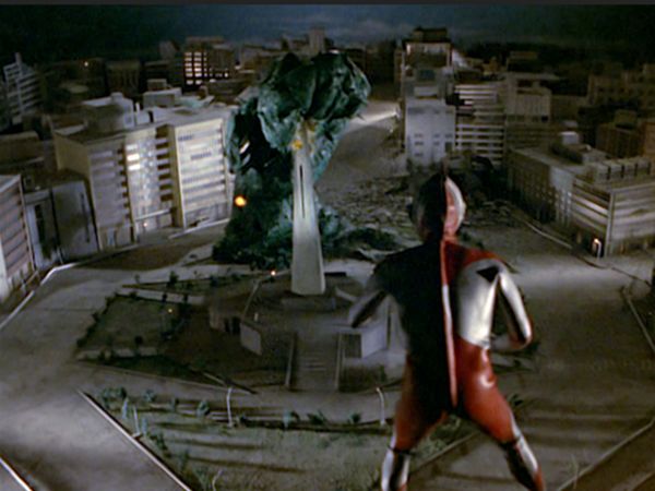 Ultraman - Ultraman: S1 E5 - The Secret Of The Miroganda