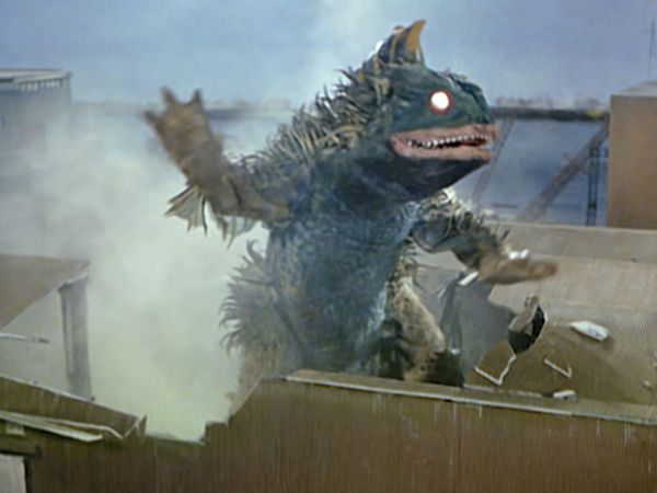 Ultraman - Ultraman: S1 E6 - The Coast Guard Command