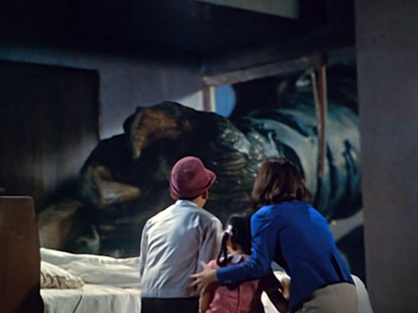 Ultraman - Ultraman: S1 E4 - Five Seconds Before The Explosion