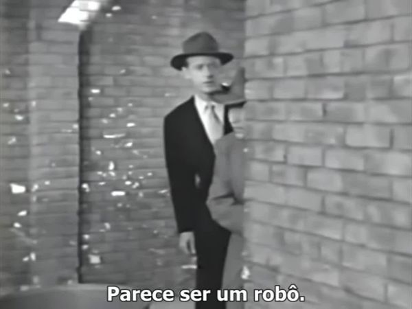 Zumbis da Estratosfera - O carrasco de ferro
