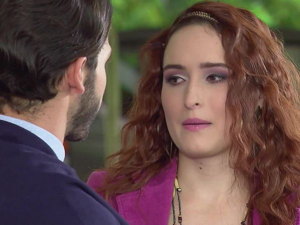 Corazón Traicionado - La abogada