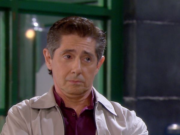 Una maid en Manhattan - La cena con Cristóbal