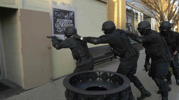 Dossiers FBI - Démantèlement