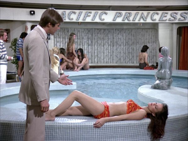 The Love Boat - The Decision / Poor Little Rich Girl / Love Me, Love My Dog