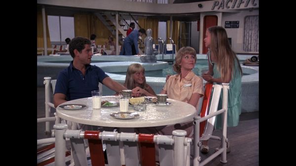 The Love Boat - Julie Falls Hard / Double Wedding / The Dummies