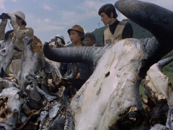 Return of Ultraman - Return Of Ultraman: S1 E30 - The Cursed Bone God Oxter