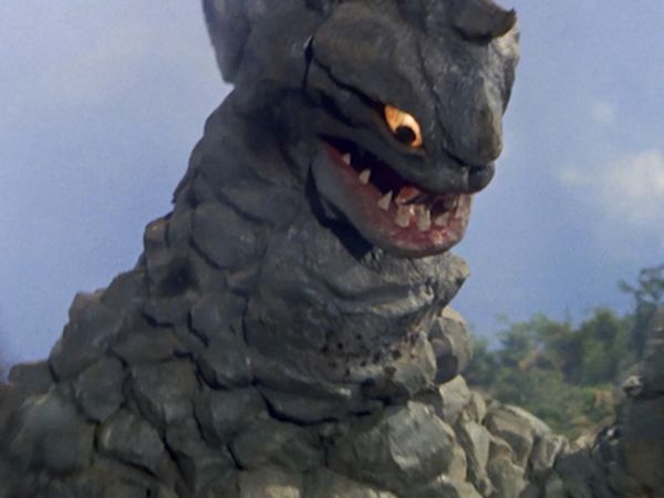 Return of Ultraman - Return Of Ultraman: S1 E7 - Operation Monster Rainbow