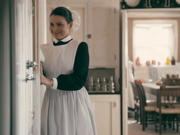 Another Period - La playa de los marginados