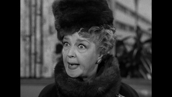 The Beverly Hillbillies - Another Neighbor