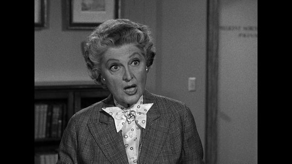 The Beverly Hillbillies - Jethro's Graduation