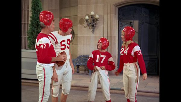 The Beverly Hillbillies - Clampetts Play The Rams