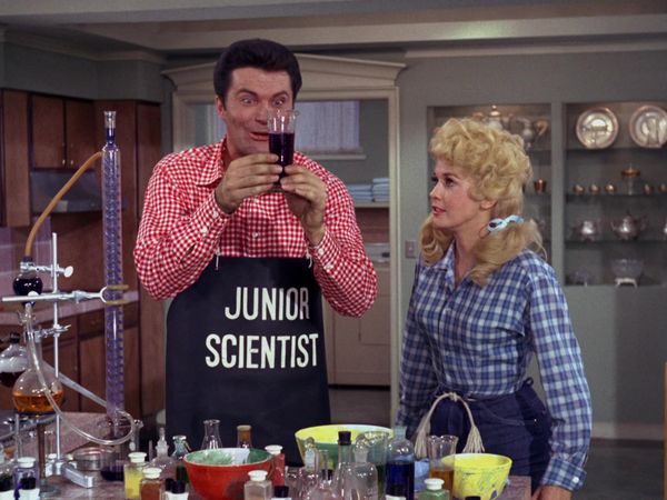 The Beverly Hillbillies - The Poor Farmer