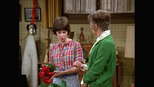 Laverne & Shirley - Shirley and the Older Man