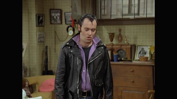 Laverne & Shirley - Squiggy in Luv