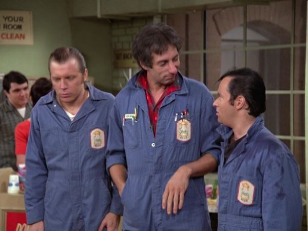 Laverne & Shirley - The Bully Show