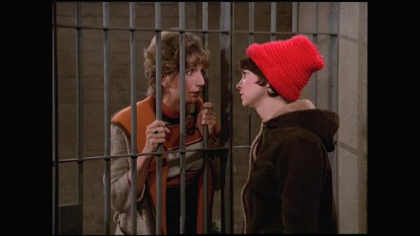 Laverne & Shirley - Guilty Until Proven Not Innocent