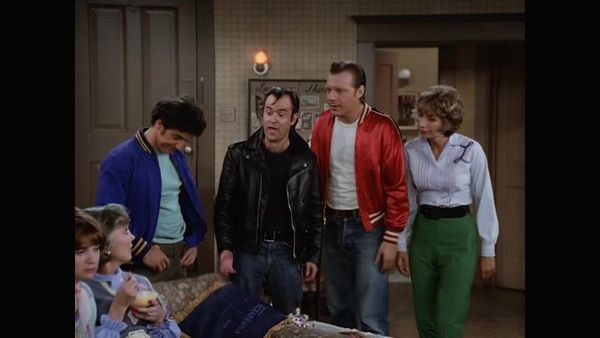 Laverne & Shirley - Franks' Fling