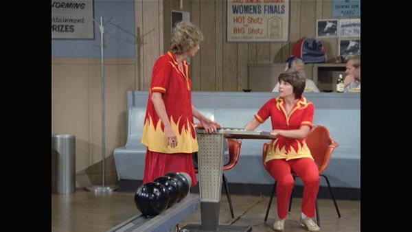 Laverne & Shirley - The Pact