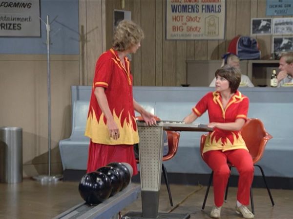 Laverne & Shirley - The Pact