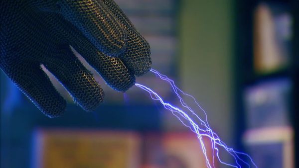 Freaks of Nature - Lightning man