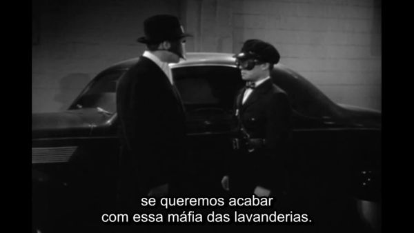 O Besouro Verde - O Besouro capturado