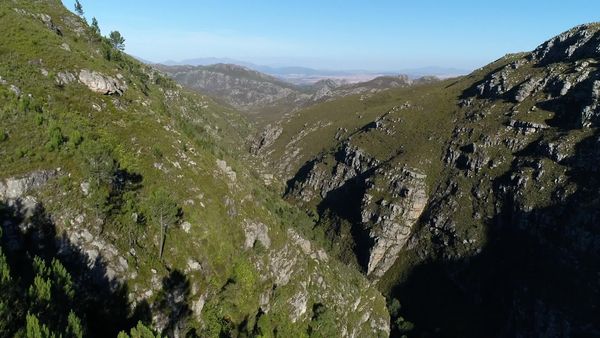 Siyaya - Come Wild With Us - Las Montañas Holandesas Hotentotes - Cruzando Las Montañas