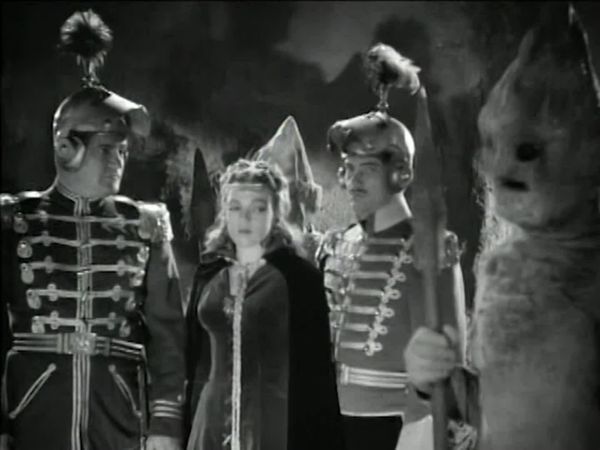 Flash Gordon Conquista o Universo - A Piscina do Perigo