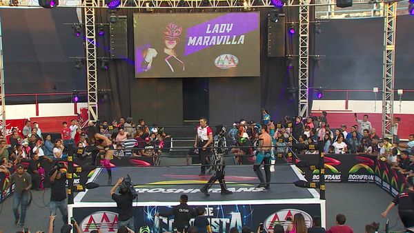 Lucha libre AAA - Uriangato, Guanajuato