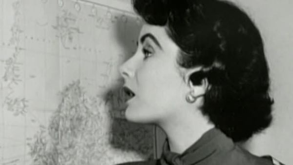 Unauthorized Biographies With Peter Graves - Elizabeth Taylor