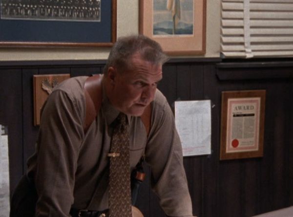 Mike Hammer, Private Eye - Dump the Creep