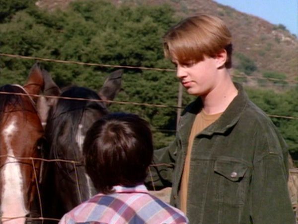 Harts of the West - Home Alone... with Friends