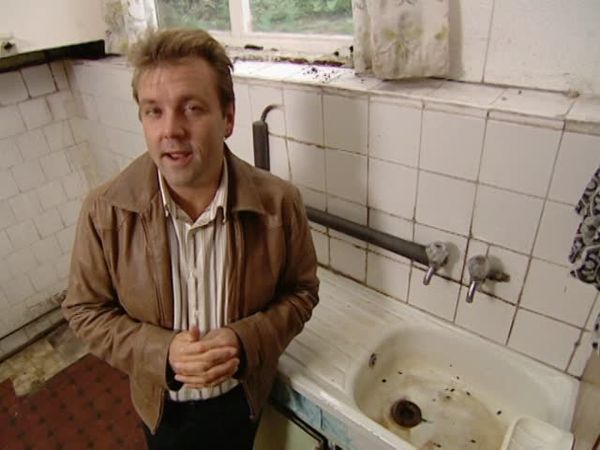 Homes Under The Hammer - Episode 12