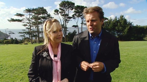 Homes Under The Hammer - Episode 14