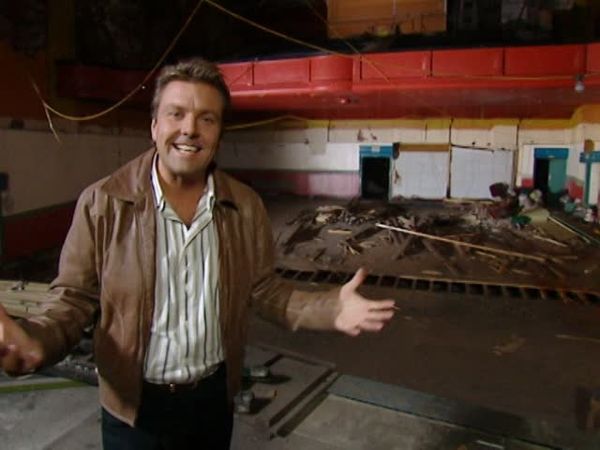 Homes Under The Hammer - Episode 19