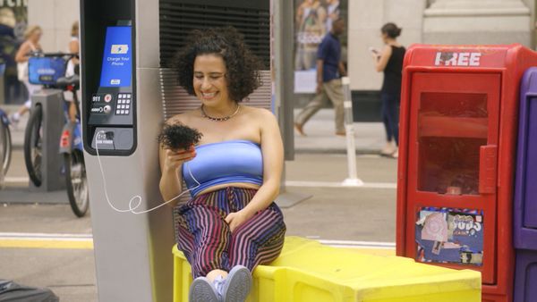 Broad City - SheWork y el cubo para la KK