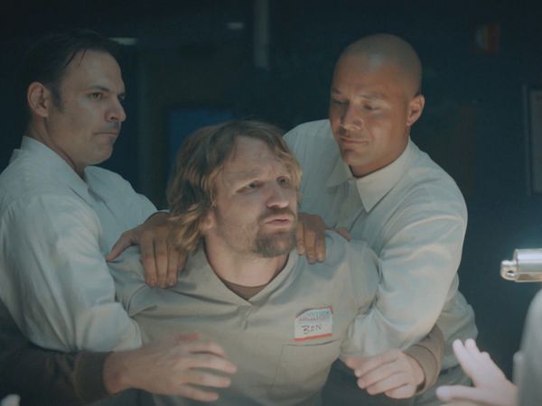 Big Time in Hollywood - Rehabilitación