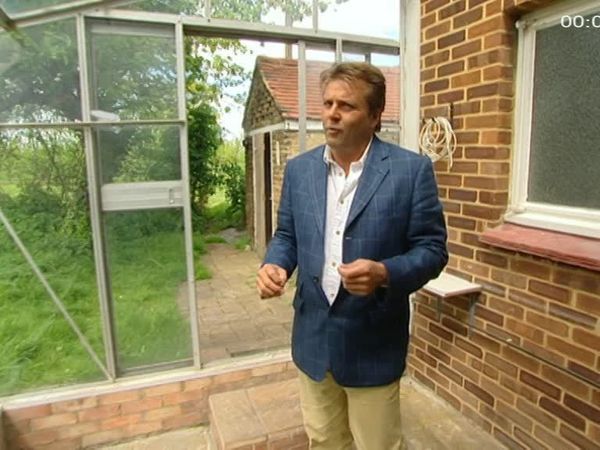 Homes Under The Hammer - Episode 25