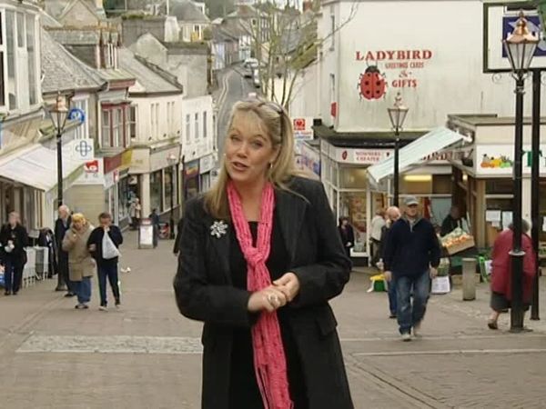 Homes Under The Hammer - Episode 17