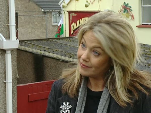 Homes Under The Hammer - Episode 13