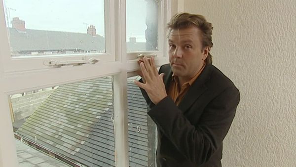 Homes Under The Hammer - Episode 14