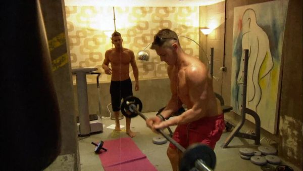 Geordie Shore - Holly's First Date