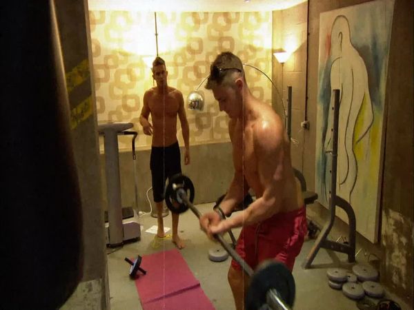 Geordie Shore - Holly's First Date