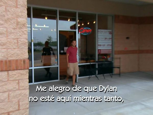 Friend Zone - Christie y Dylan / Peter y Victoria