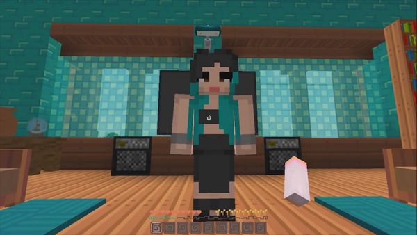 Little Kelly - Minecraft Tales - Baby Ellie Starts a Zombie Army - Little Kelly